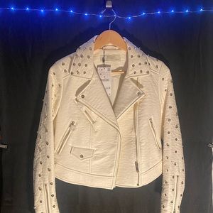 $25 NEW Zara Faux Leather white Jacket